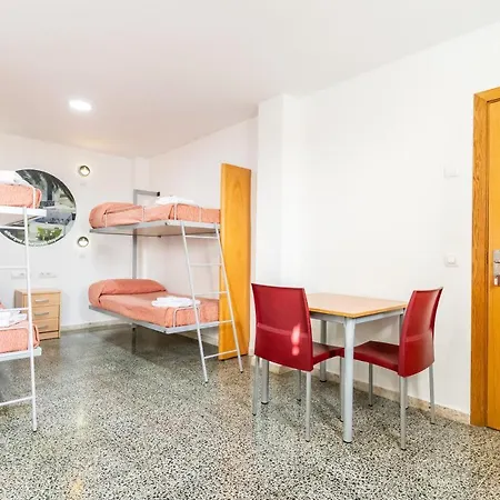 Inturjoven Hostel