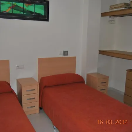 Inturjoven Hostel *