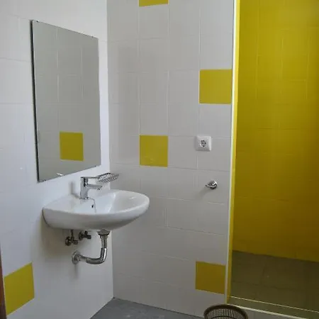 Inturjoven Hostel