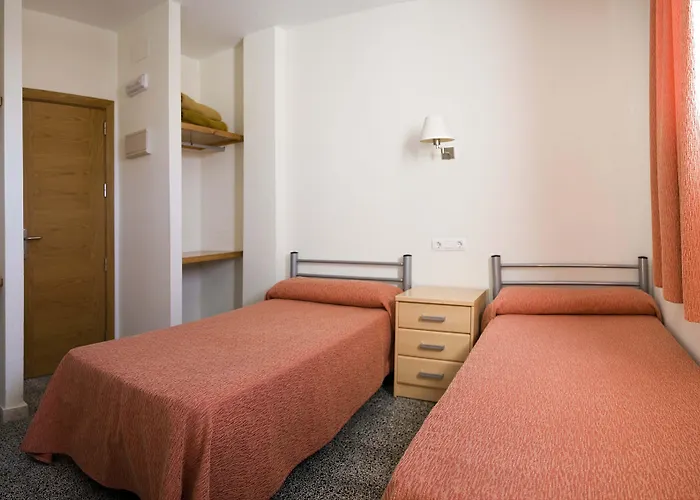 Inturjoven Hostel *