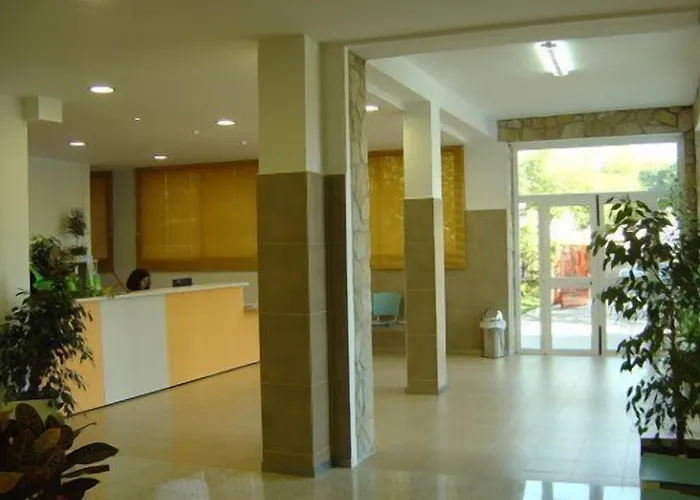 Inturjoven Hostel *